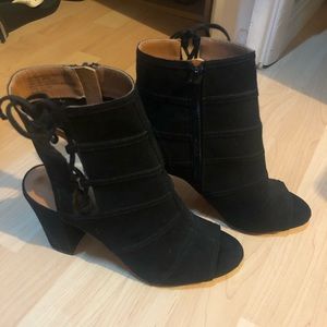 Xoxo black heels